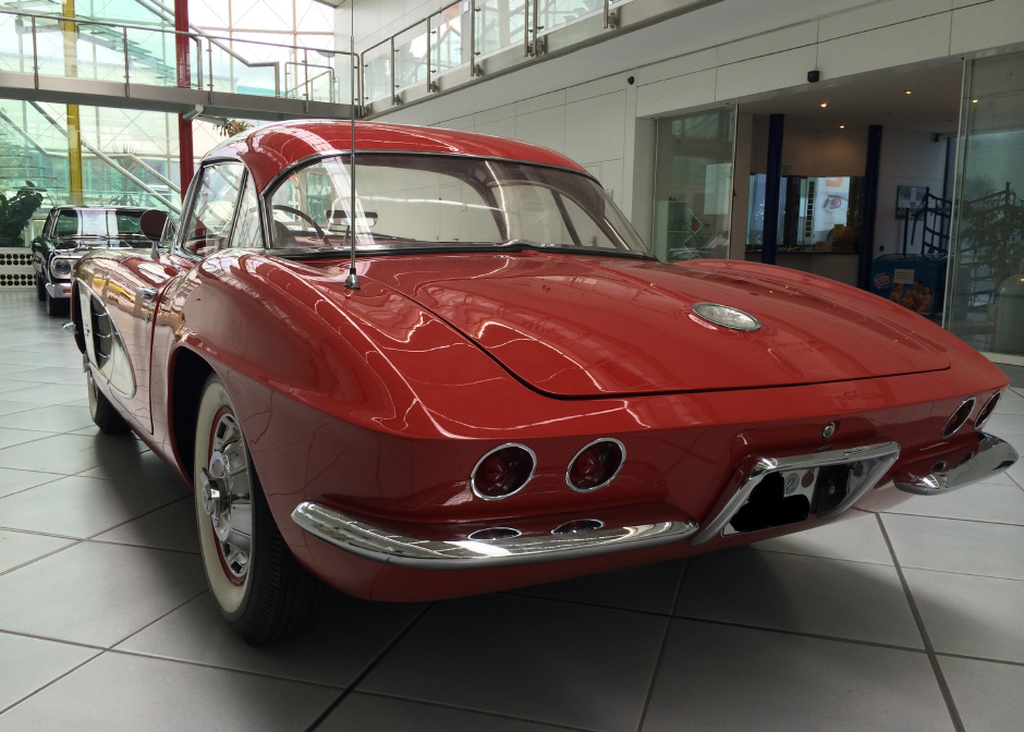 corvette_c1_1961_rot_petrol_garage_4.jpg