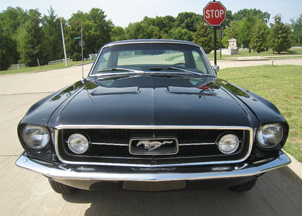 petrol_garage_gallerie_ford-mustang-coupe_4_01.jpg